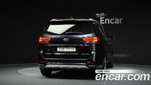 Kia The / новый New Carnival VIP, 2019 4