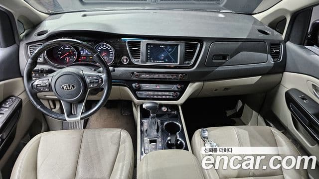 Kia The / новый New Carnival VIP, 2019 7