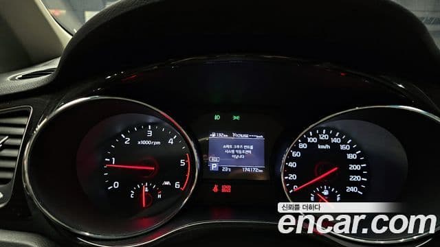 Kia The / новый New Carnival VIP, 2019 8