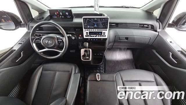 Hyundai Staria Modern, 2023 7