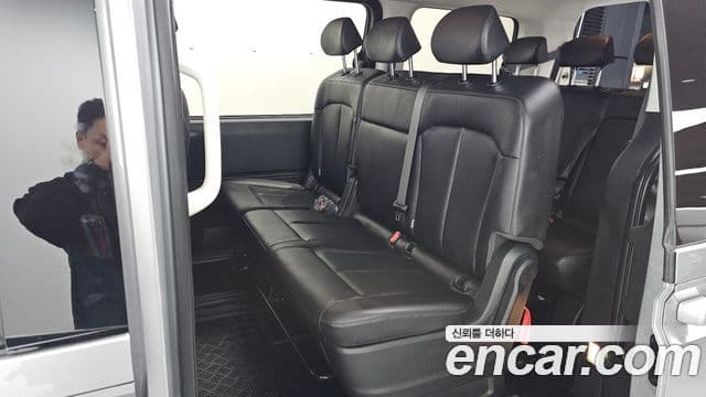 Hyundai Staria Modern, 2023 12