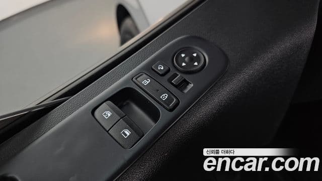 Hyundai Staria Modern, 2023 17