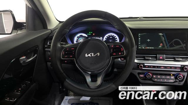 Kia The / новый New Niro Noblesse, 2022 13