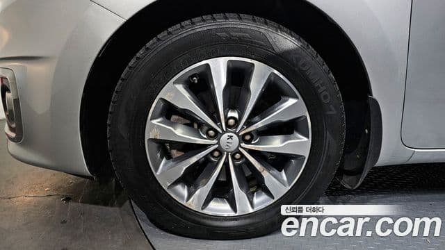 Kia All New Carnival Luxury, 2016 все фото