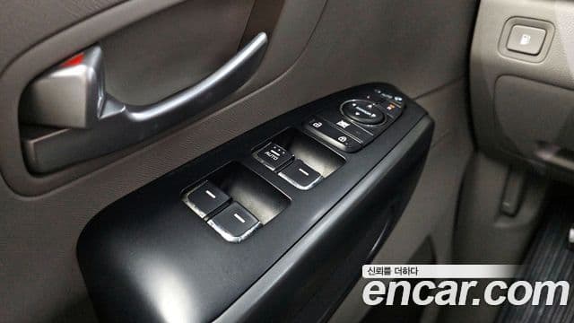 Kia All New Carnival Luxury, 2016 12