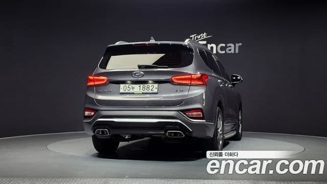 Hyundai Santa Fe TM Inspiration, 2019 4