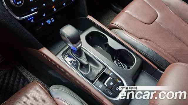 Hyundai Santa Fe TM Inspiration, 2019 9