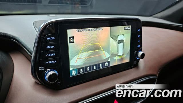 Hyundai Santa Fe TM Inspiration, 2019 15