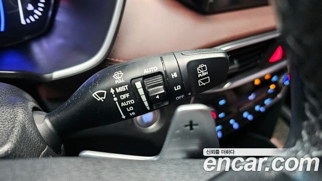 Hyundai Santa Fe TM Inspiration, 2019 17