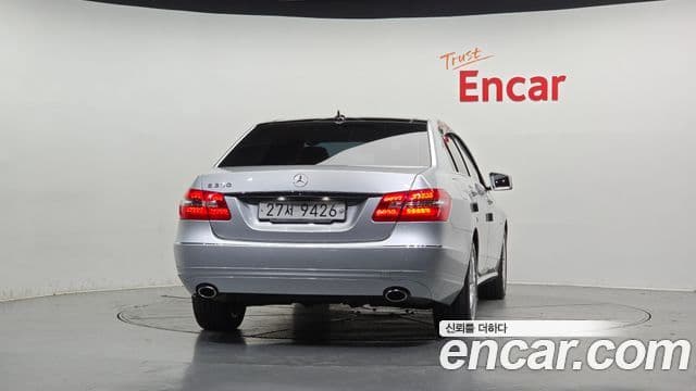 Mercedes-Benz E-класс W212 E300 Elegance, 2012 4