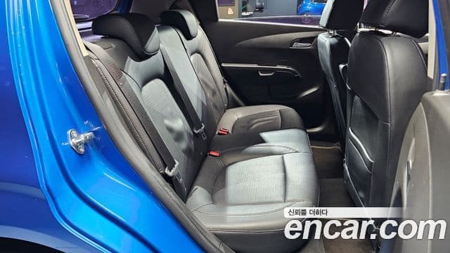 Chevrolet(GM대우) 아베오 хэтчбек топовая версия, 2012 12