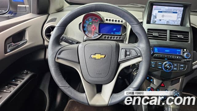 Chevrolet(GM대우) 아베오 хэтчбек топовая версия, 2012 14