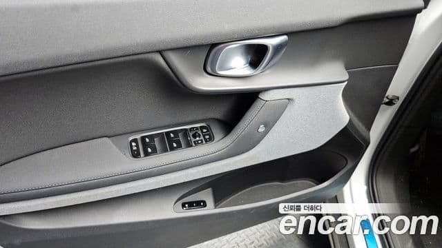 Polestar Polestar 2 Long Range один мотор, 2023 19