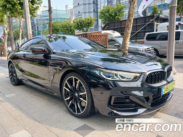 BMW 8시리즈 (G15) M850i xDrive купе, 2025 2