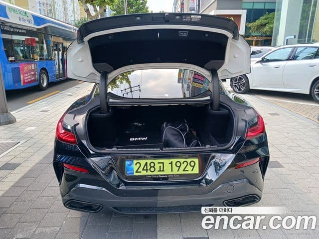 BMW 8시리즈 (G15) M850i xDrive купе, 2025 19