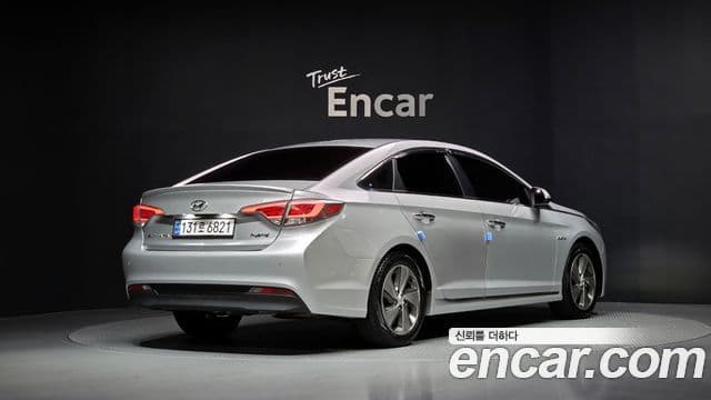 Hyundai LF Sonata гибрид Premium, 2015 2