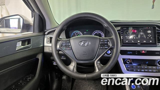 Hyundai LF Sonata гибрид Premium, 2015 13