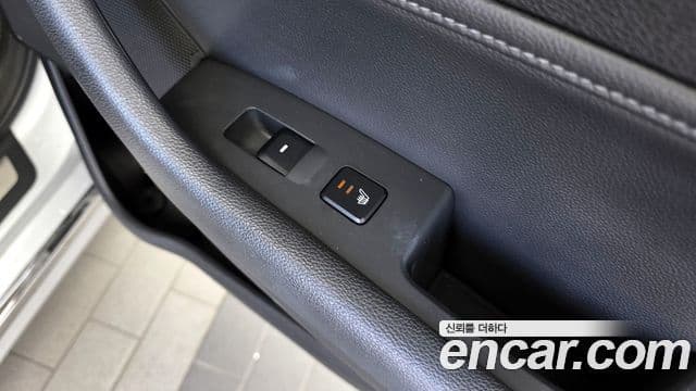 Hyundai LF Sonata гибрид Premium, 2015 19