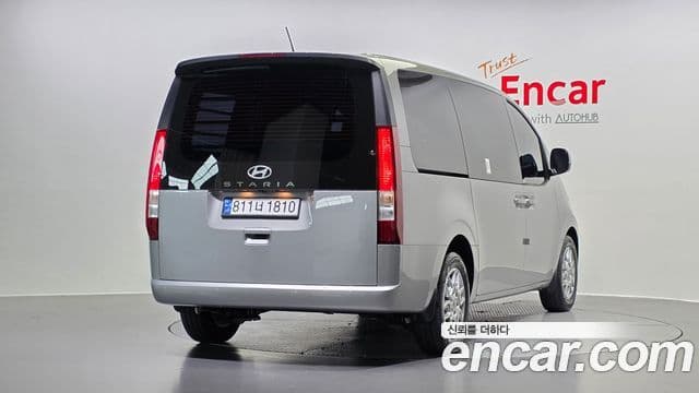Hyundai Staria Modern, 2025 2