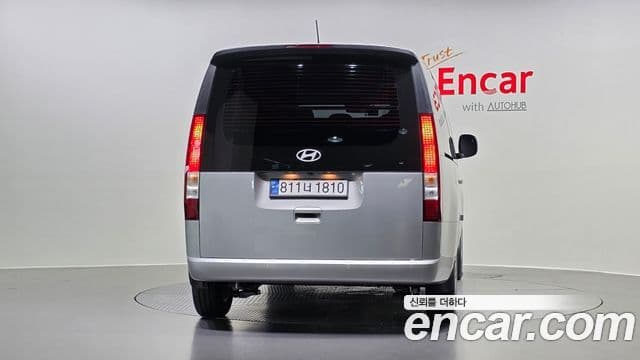 Hyundai Staria Modern, 2025 4