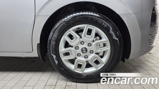 Hyundai Staria Modern, 2025 все фото