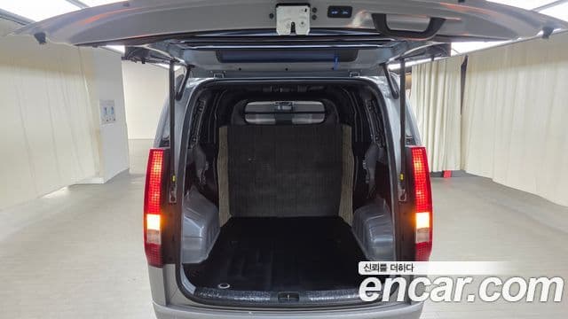 Hyundai Staria Modern, 2025 20