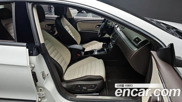 Volkswagen New CC 2.0 TDI BlueMotion, 2015 10