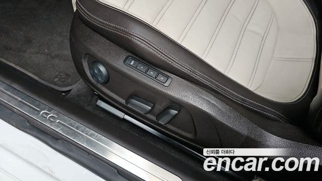 Volkswagen New CC 2.0 TDI BlueMotion, 2015 17