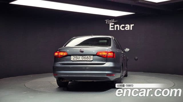 Volkswagen New Jetta 6세대, 2015 4