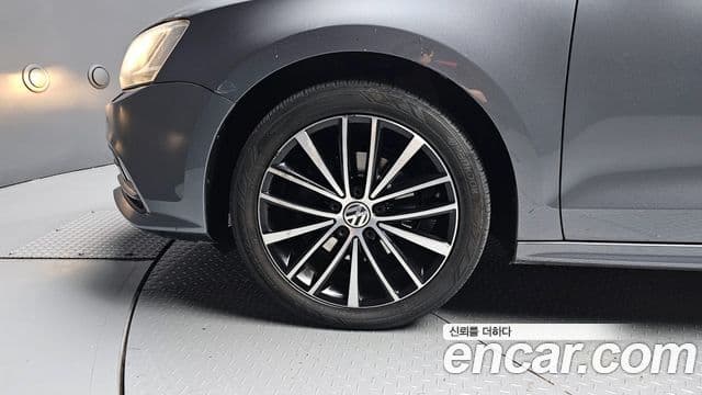 Volkswagen New Jetta 6세대, 2015 все фото
