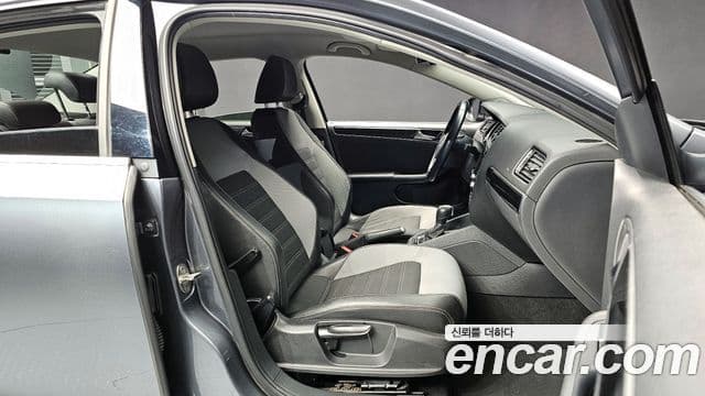 Volkswagen New Jetta 6세대, 2015 10