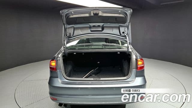 Volkswagen New Jetta 6세대, 2015 20