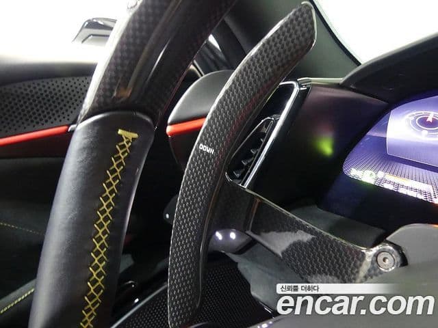 Ferrari 로마, 2021 9