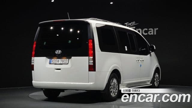 Hyundai Staria Modern, 2025 2
