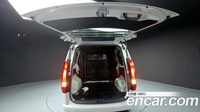 Hyundai Staria Modern, 2025 20