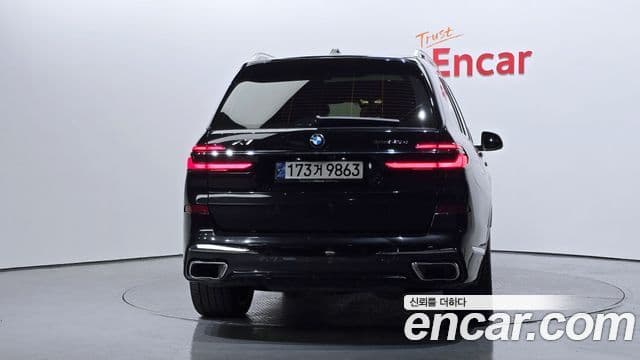 BMW X7 (G07) xDrive 40d M Sport 6인승, 2024 4