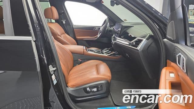 BMW X7 (G07) xDrive 40d M Sport 6인승, 2024 10