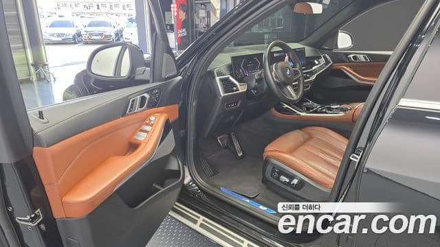 BMW X7 (G07) xDrive 40d M Sport 6인승, 2024 11