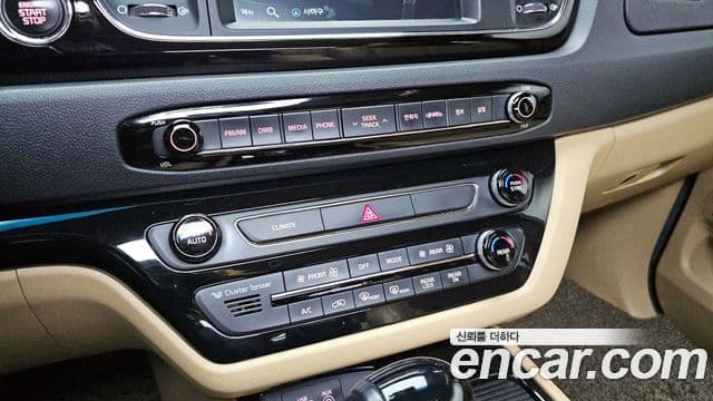 Kia All New Carnival President, 2016 15
