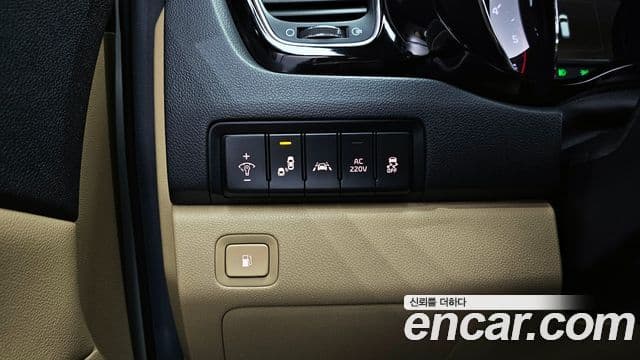 Kia All New Carnival President, 2016 17