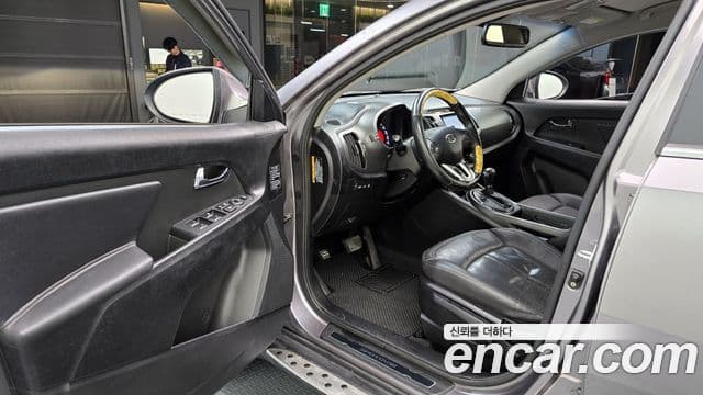 Kia Sportage R Premium, 2011 11