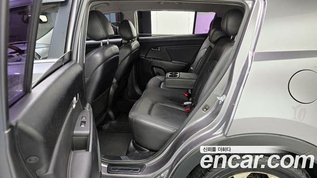 Kia Sportage R Premium, 2011 13