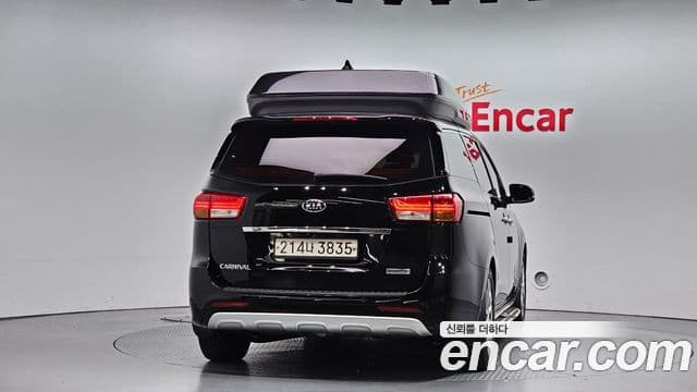 Kia All New Carnival Prestige High Roof, 2017 4