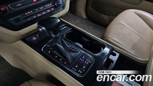 Kia All New Carnival Prestige High Roof, 2017 9