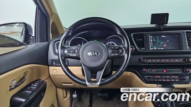 Kia All New Carnival Prestige High Roof, 2017 12