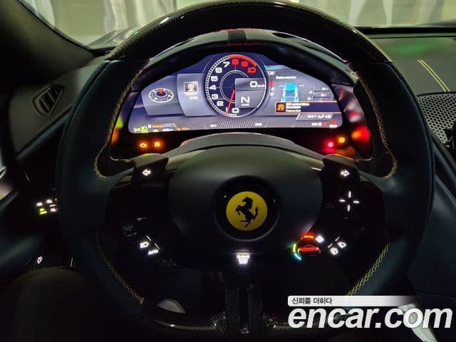 Ferrari 로마, 2022 15