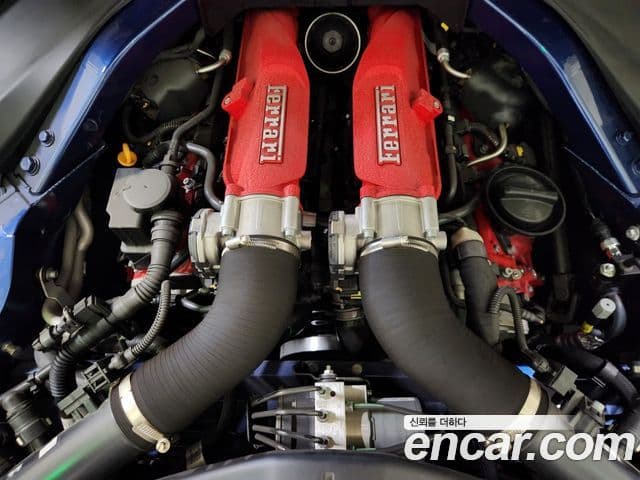 Ferrari 로마, 2022 20