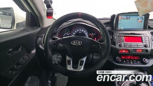 Kia Sportage R топовая версия, 2011 13