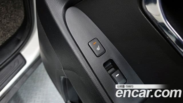 Kia Sportage R топовая версия, 2011 17