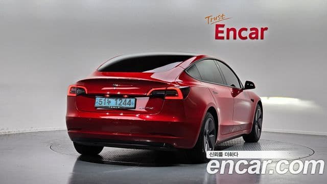 Tesla модель 3, 2022 2